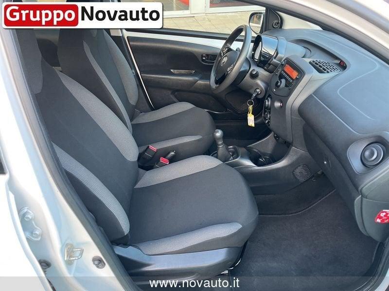 Toyota Aygo Connect 1.0 VVT-i 72CV 5 porte x-business light