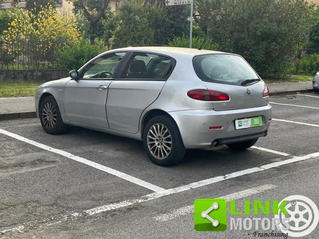 ALFA ROMEO 147 1.9 JTD M-JET 16V 5 porte Dist.