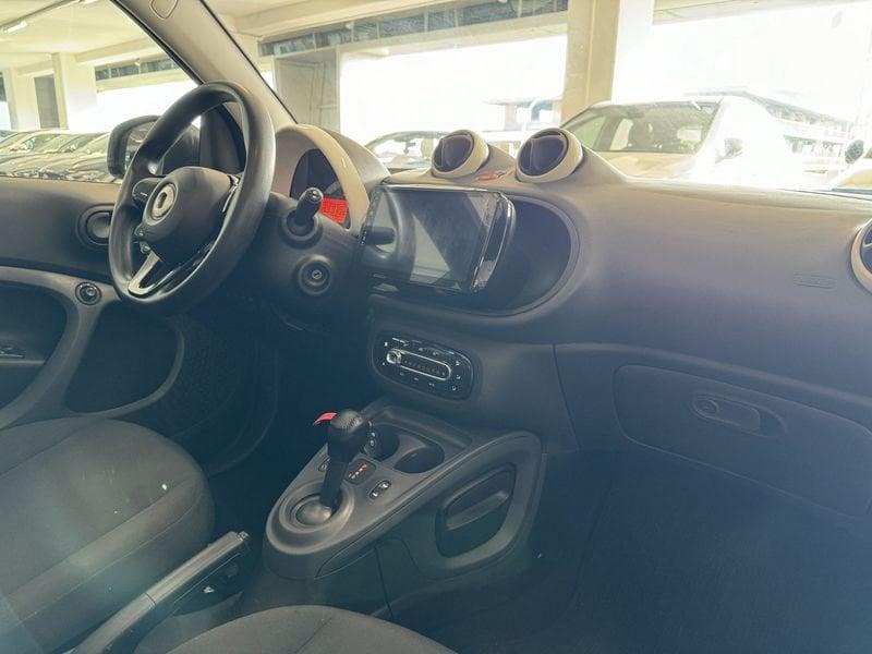 smart fortwo 70 1.0 twinamic cabrio Passion