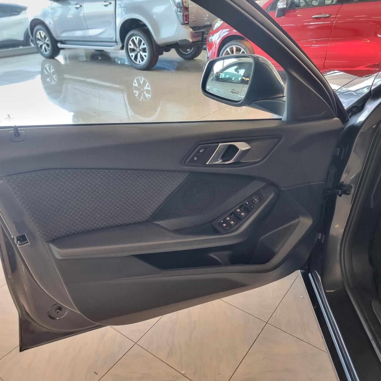 BMW SERIE 1 116d Business Advantage 1.5 115cv Auto Euro 6D