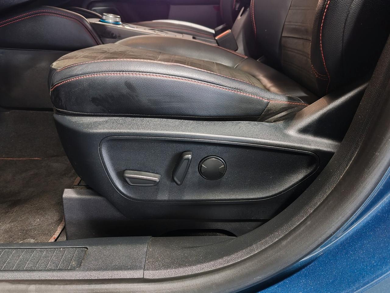 Ford Kuga 2.5 Full Hybrid 190 CV CVT 2WD ST-Line X