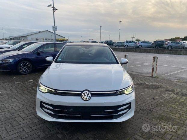 VOLKSWAGEN Golf 1.5 eTSI 150 CV DSG Style