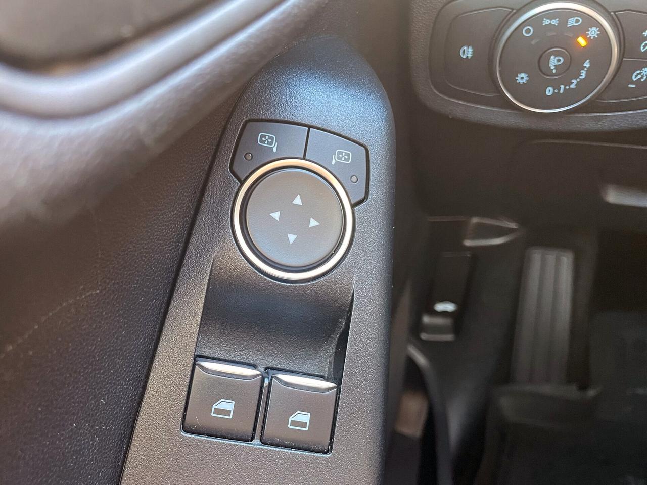 Ford Fiesta 1.0 Ecoboost 95 CV 5 porte Business