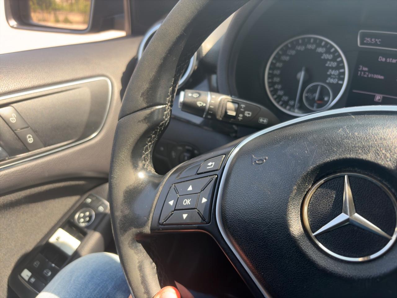 Mercedes-benz B 180 CDI NAVI/PACK SENSORI