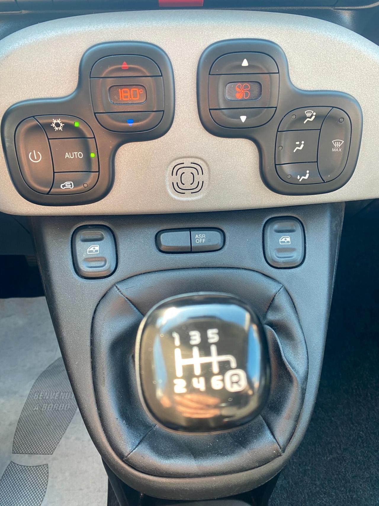 FIAT Panda 1.0 hybrid CROSS RadioAPP*PROMO*