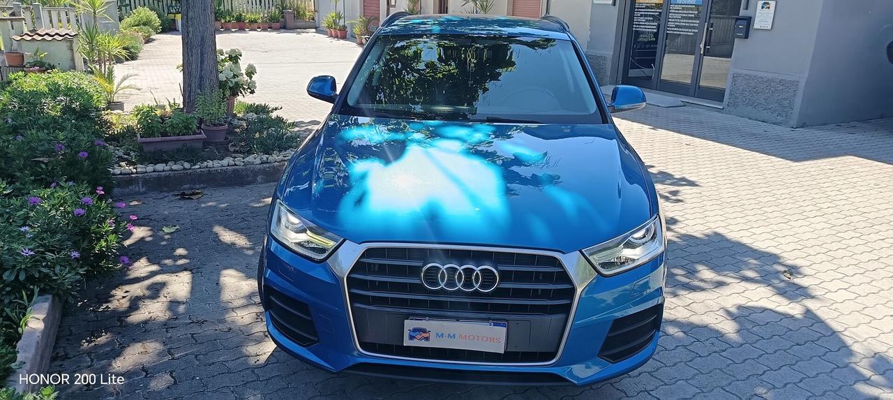 Audi Q3 1.4 92kw benzina GANCIO TRAINO PROMMO