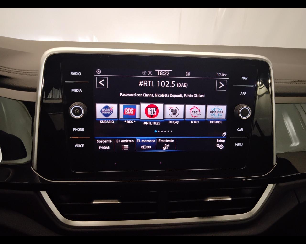 VOLKSWAGEN T-Roc I 2022 - T-Roc 1.0 tsi R-Line 110cv