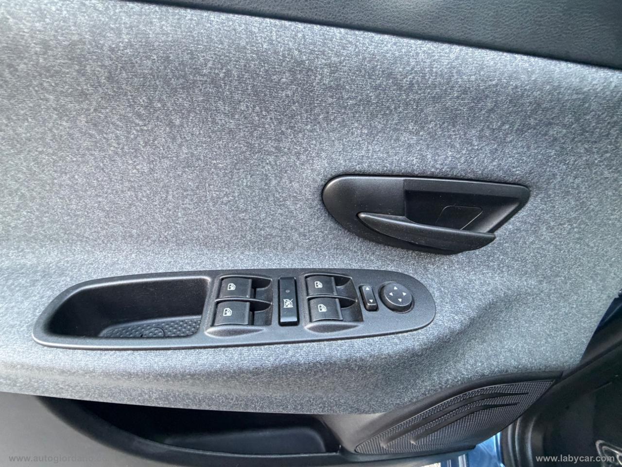 LANCIA Ypsilon 1.0 FireFly 5p.S&S Hybrid Silver