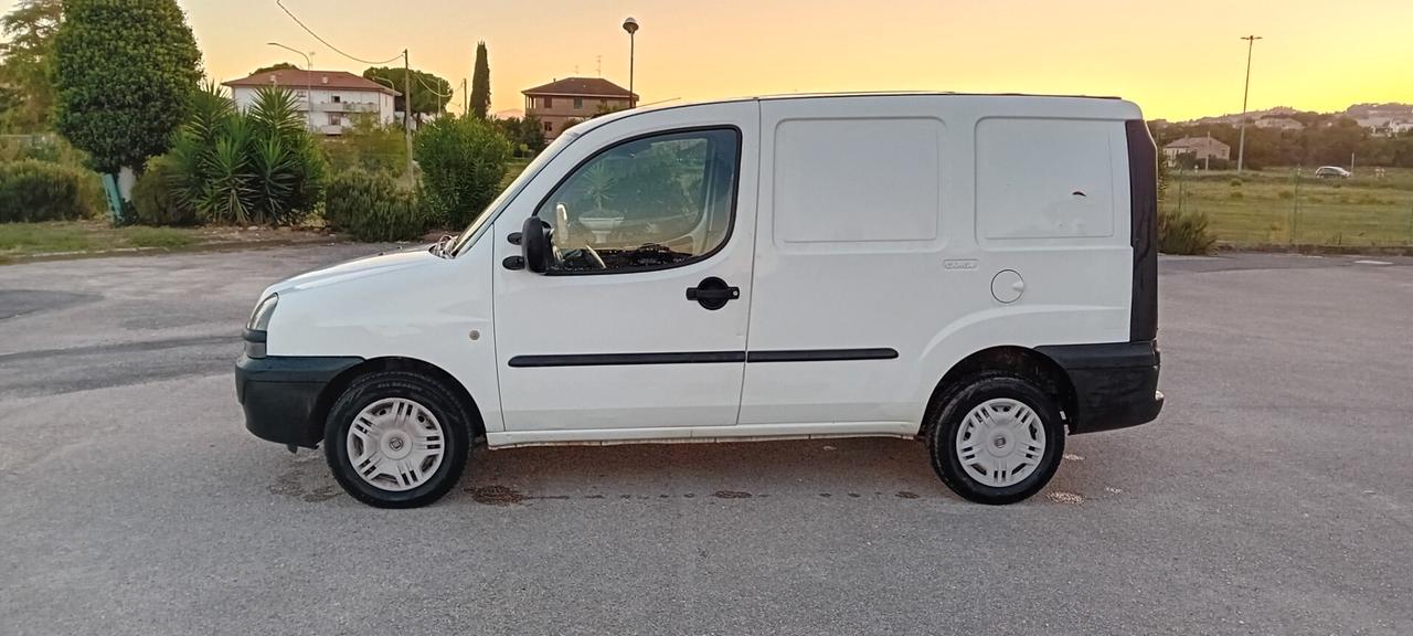 Fiat Doblo 1.9 JTD cat Active