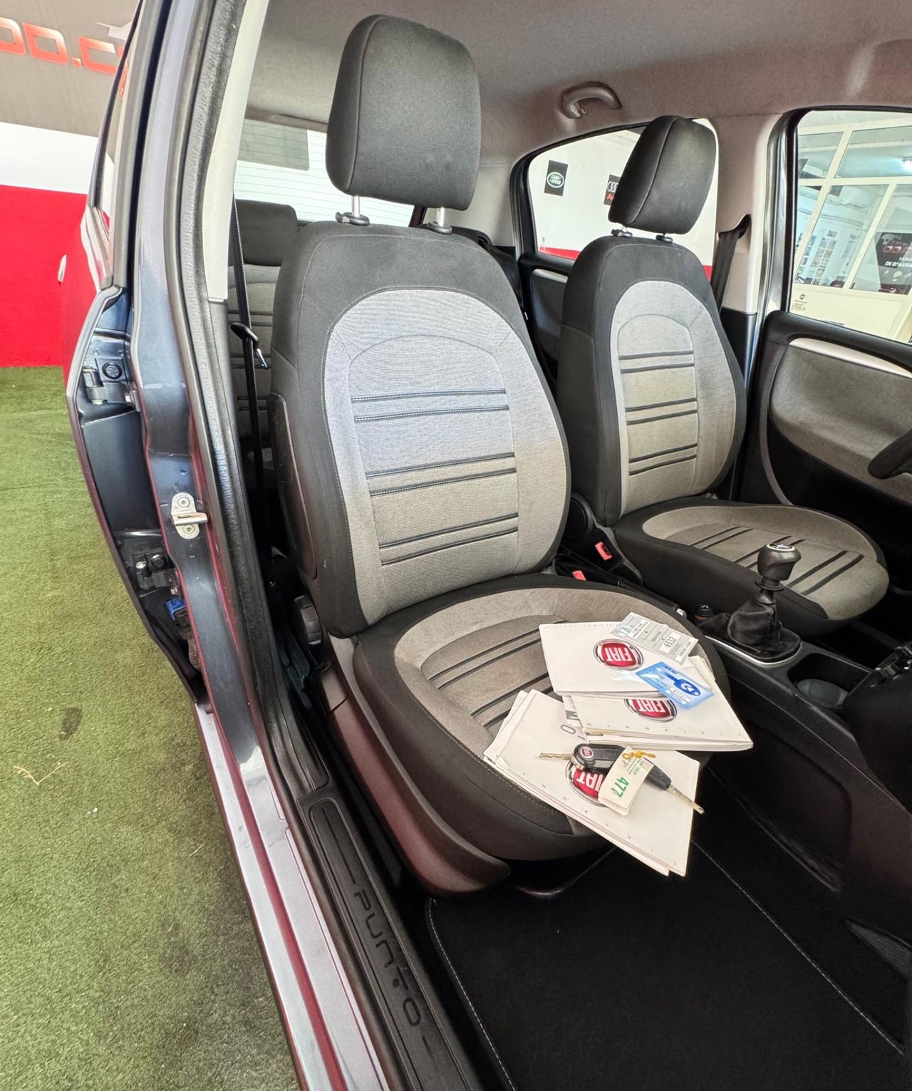 FIAT PUNTO EVO ,100000 CHILOMETRI,UNICO PROPRIETARIO