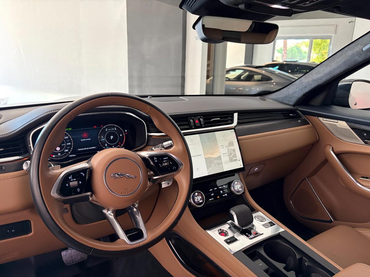 Jaguar F-Pace 2.0 D 204 CV AWD aut. R-Dynamic SE