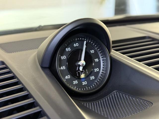 PORSCHE 911 Carrera 4 / CHRONO / TAGLIANDI UFFICIALI PORSCHE
