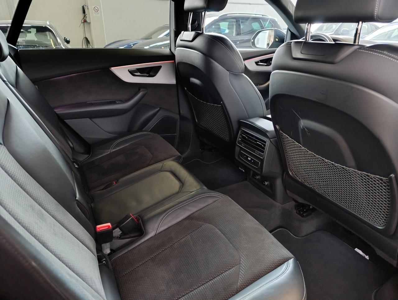 Audi Q8 60 3.0 tfsi e S line Plus quattro tiptronic