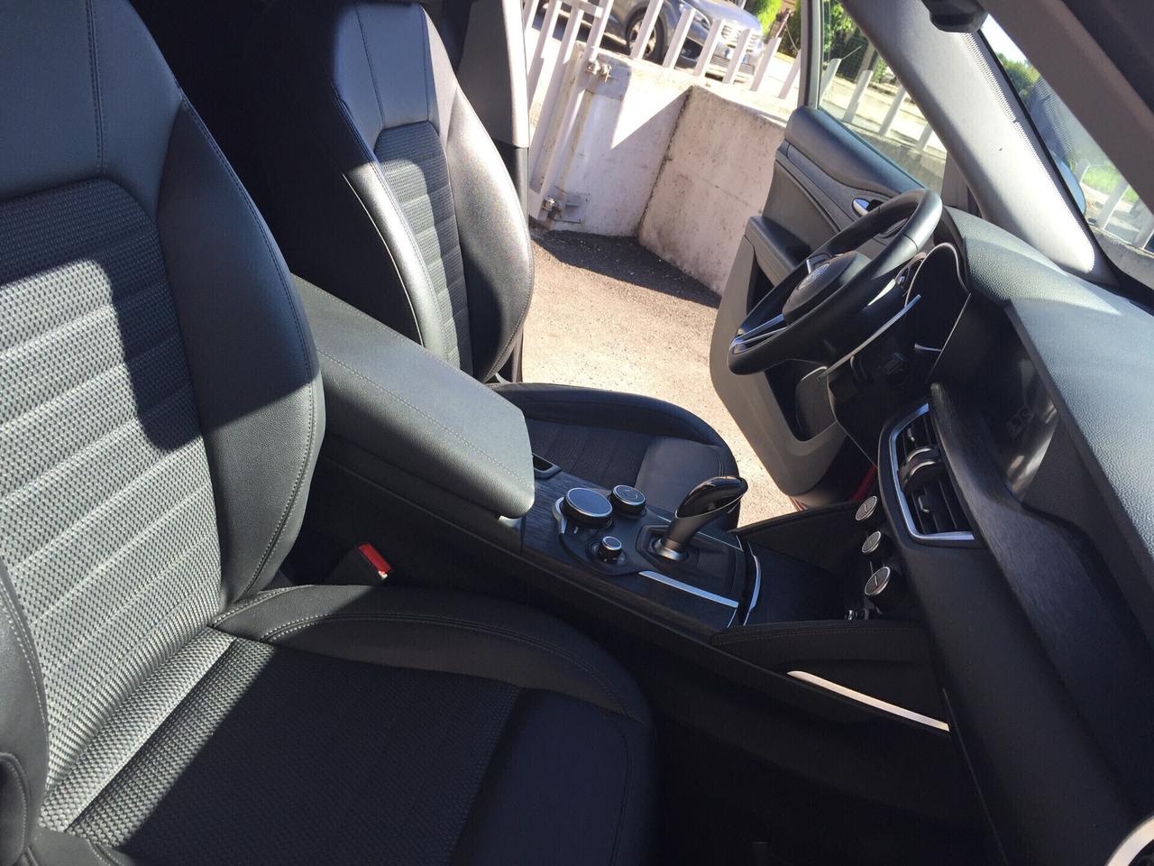Alfa Romeo Stelvio 2.2 Turbodiesel 190CV AT8 Q4 B TECH
