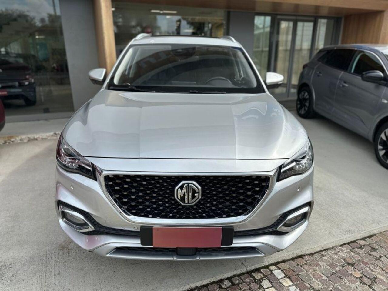MG HS I - HS 1.5 t Luxury auto
