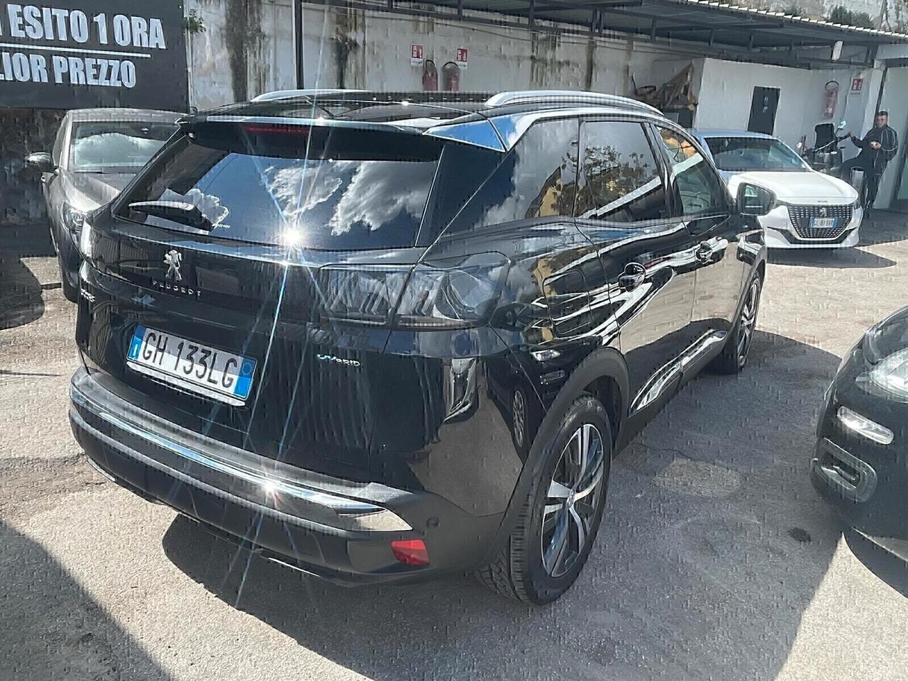 Peugeot 3008 Hybrid 225 e-EAT8 GT KM52000 FULL LED