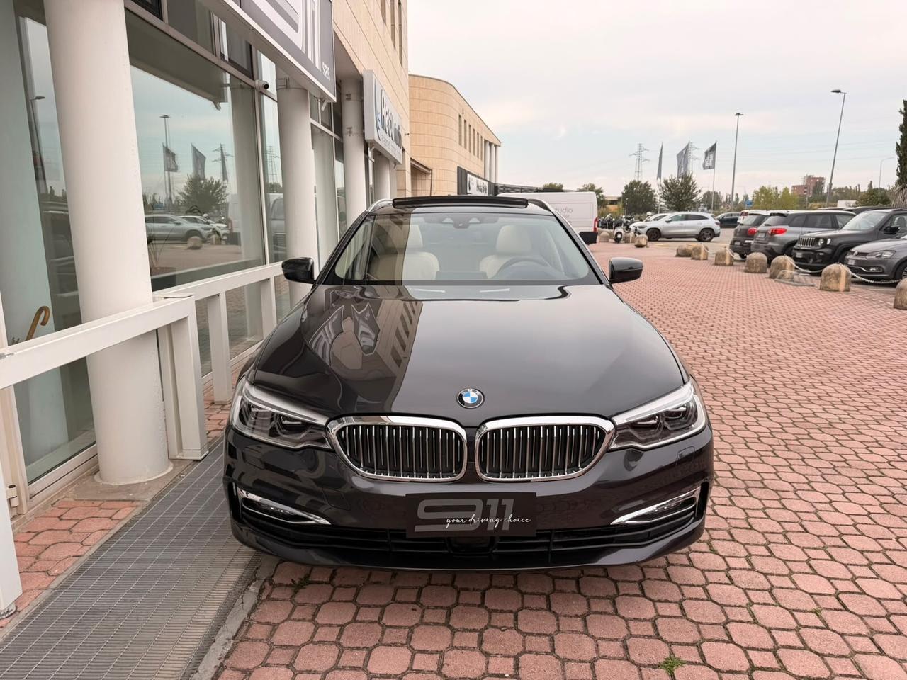 Bmw 530 530d xDrive Touring Luxury