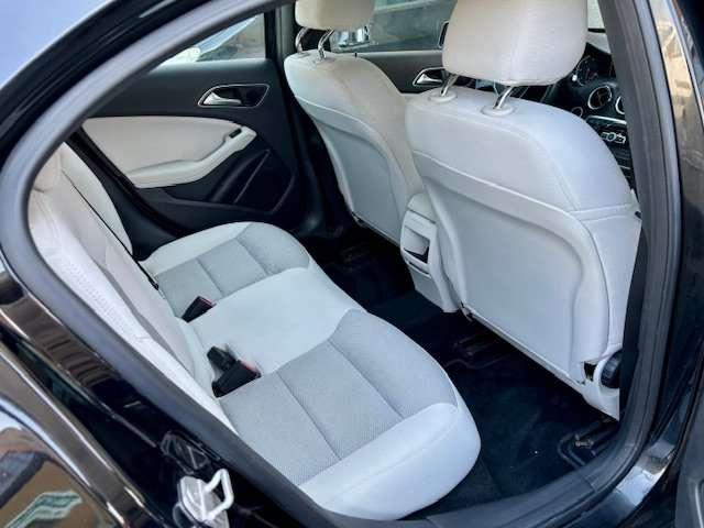 Mercedes-Benz A 180 A 180 CDI automatic dark night edition