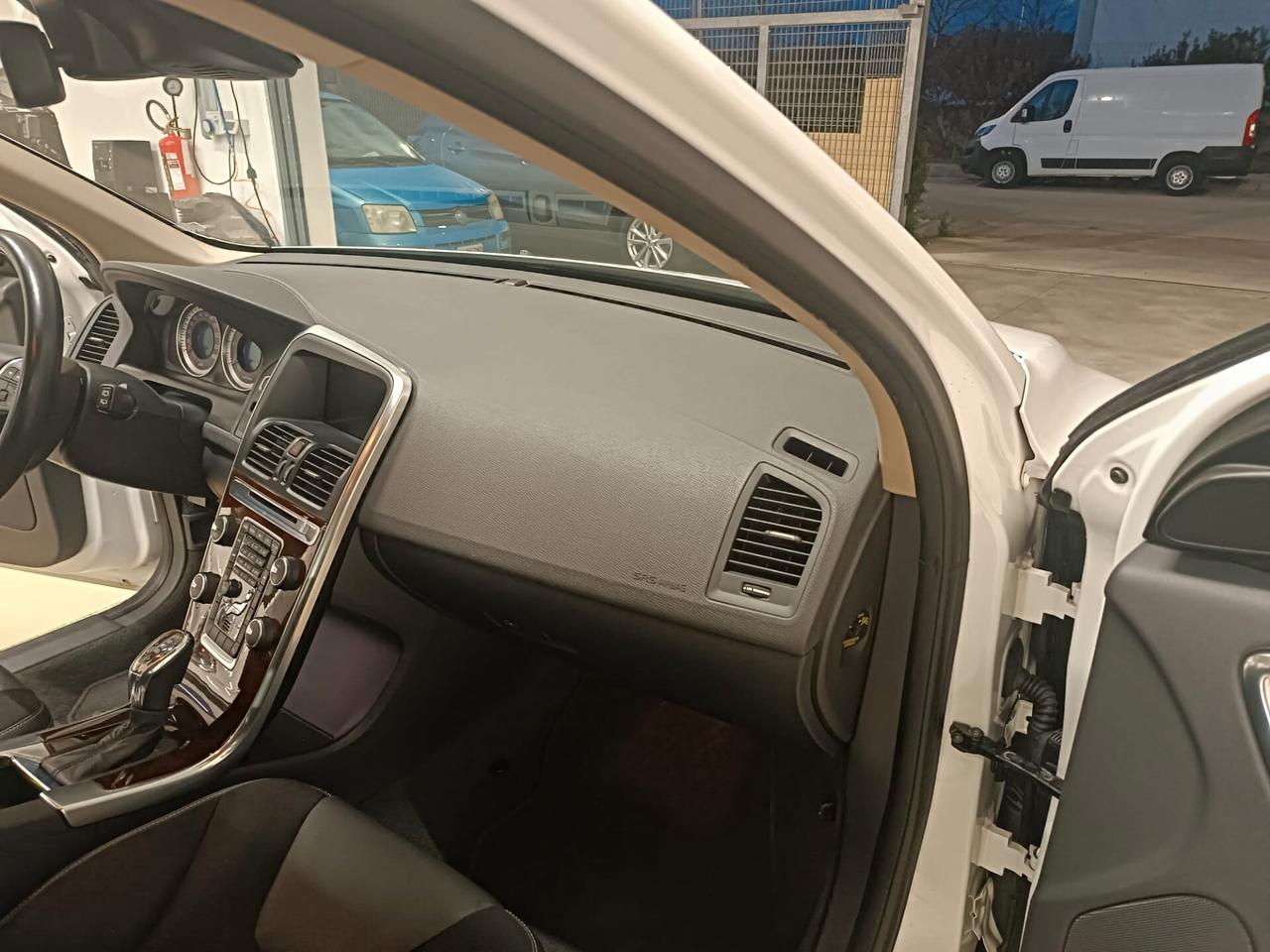 Volvo XC 60 XC60 D4 Geartronic Momentum