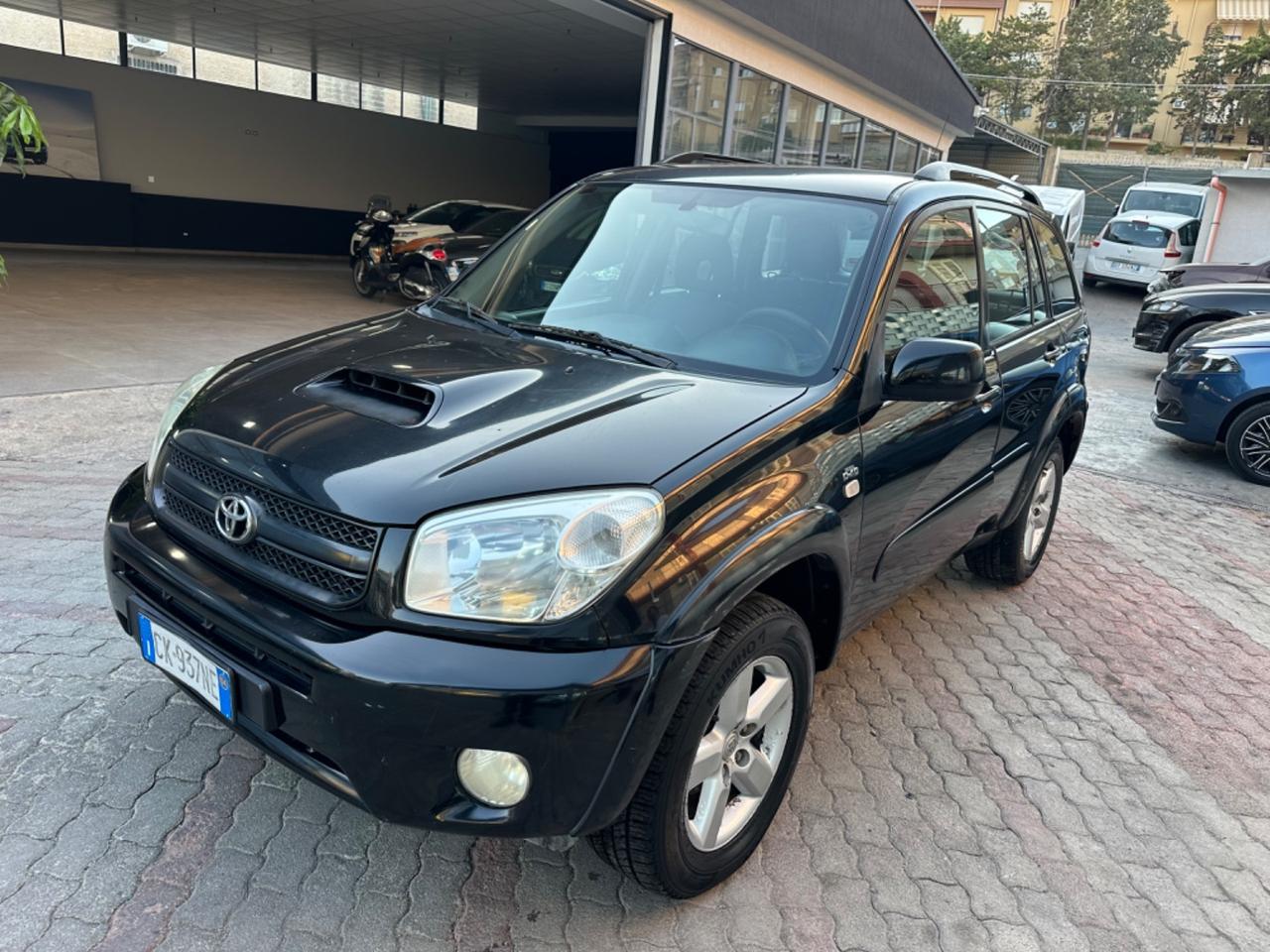 Toyota Rav 4 D4D 115 CV Gancio traino 5P 2004