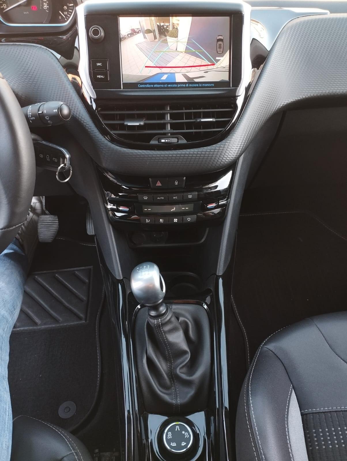 Peugeot 2008 BlueHDi 120 S&S Allure