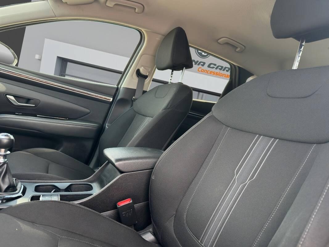 Hyundai Tucson III 1.6 crdi Exellence 2wd CON TELECAMERA E CARPLAY