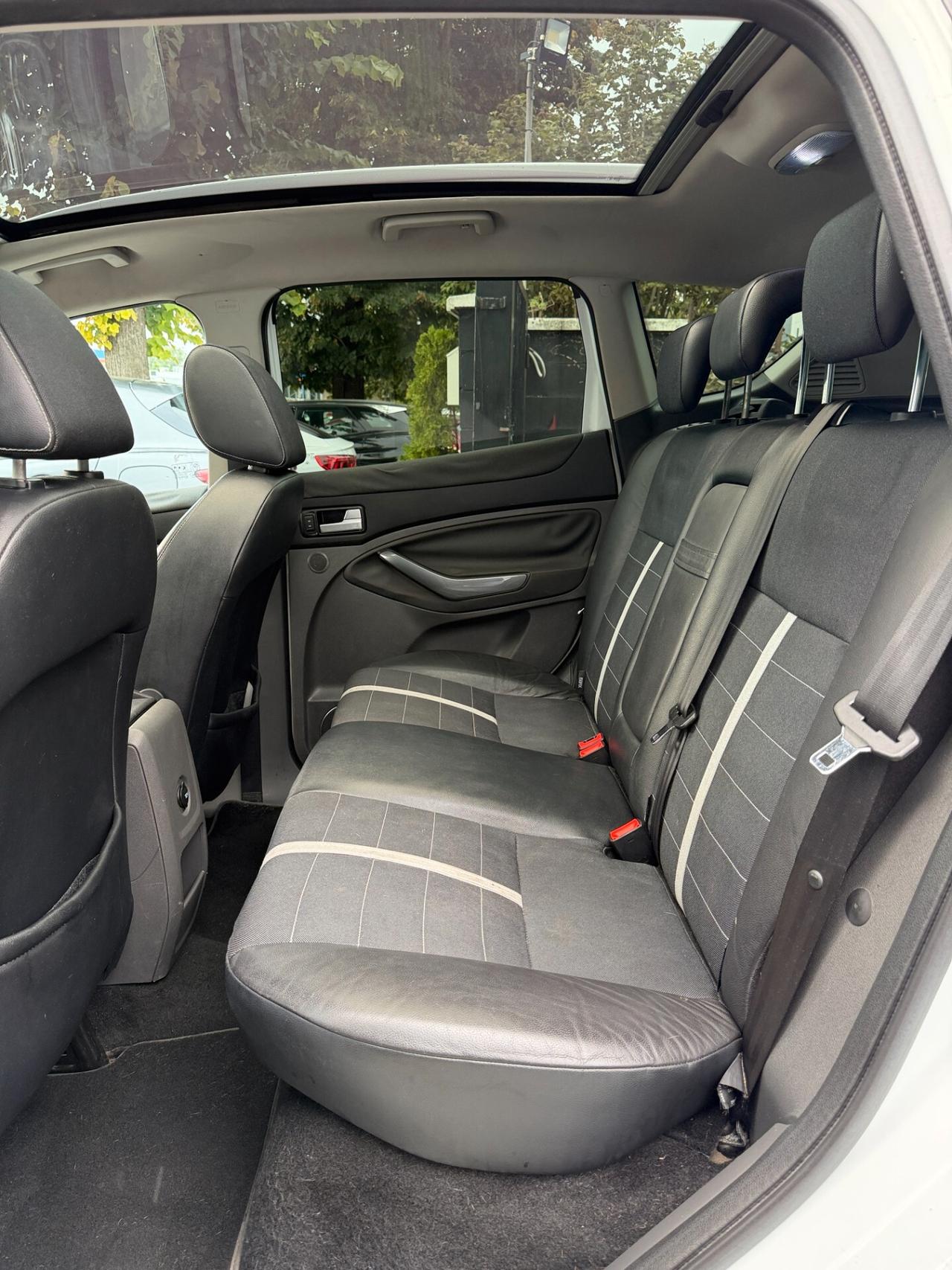 Ford Kuga 2.0 TDCi 136 CV 4WD Titanium DPF