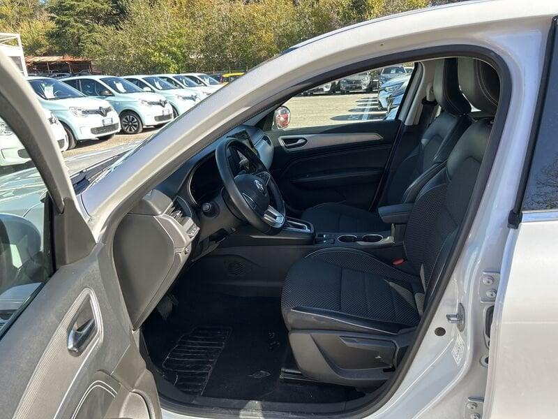 Renault Arkana 2021 1.6 E-Tech full hybrid Techno 145cv