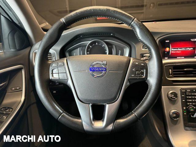 VOLVO V60 Cross Country D3 Geartronic Business