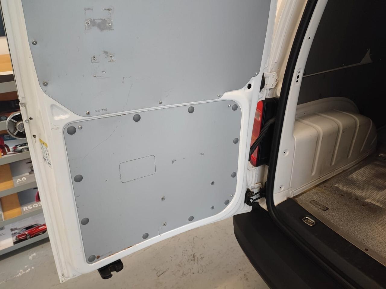 Volkswagen Caddy Van 2.0 tdi 102 cv cargo
