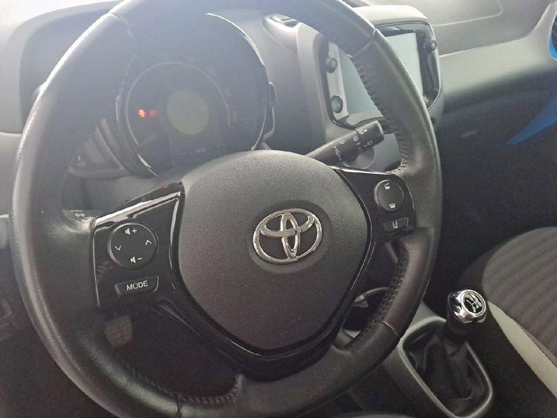 Toyota Aygo 1.0 VVT-i x-play