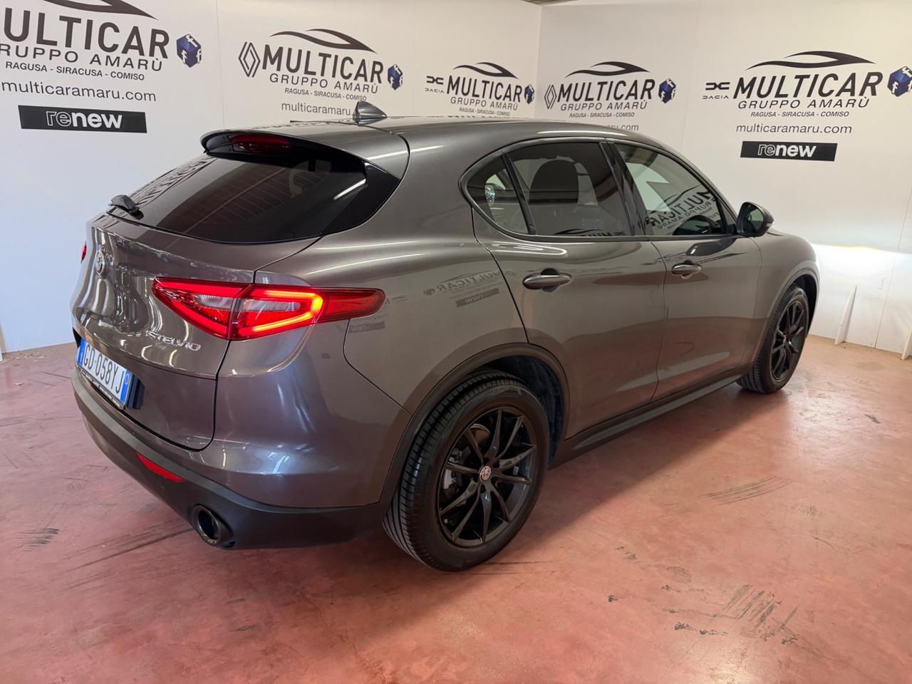 Alfa Romeo Stelvio 2.2 Turbodiesel 190 CV AT8 RWD Business
