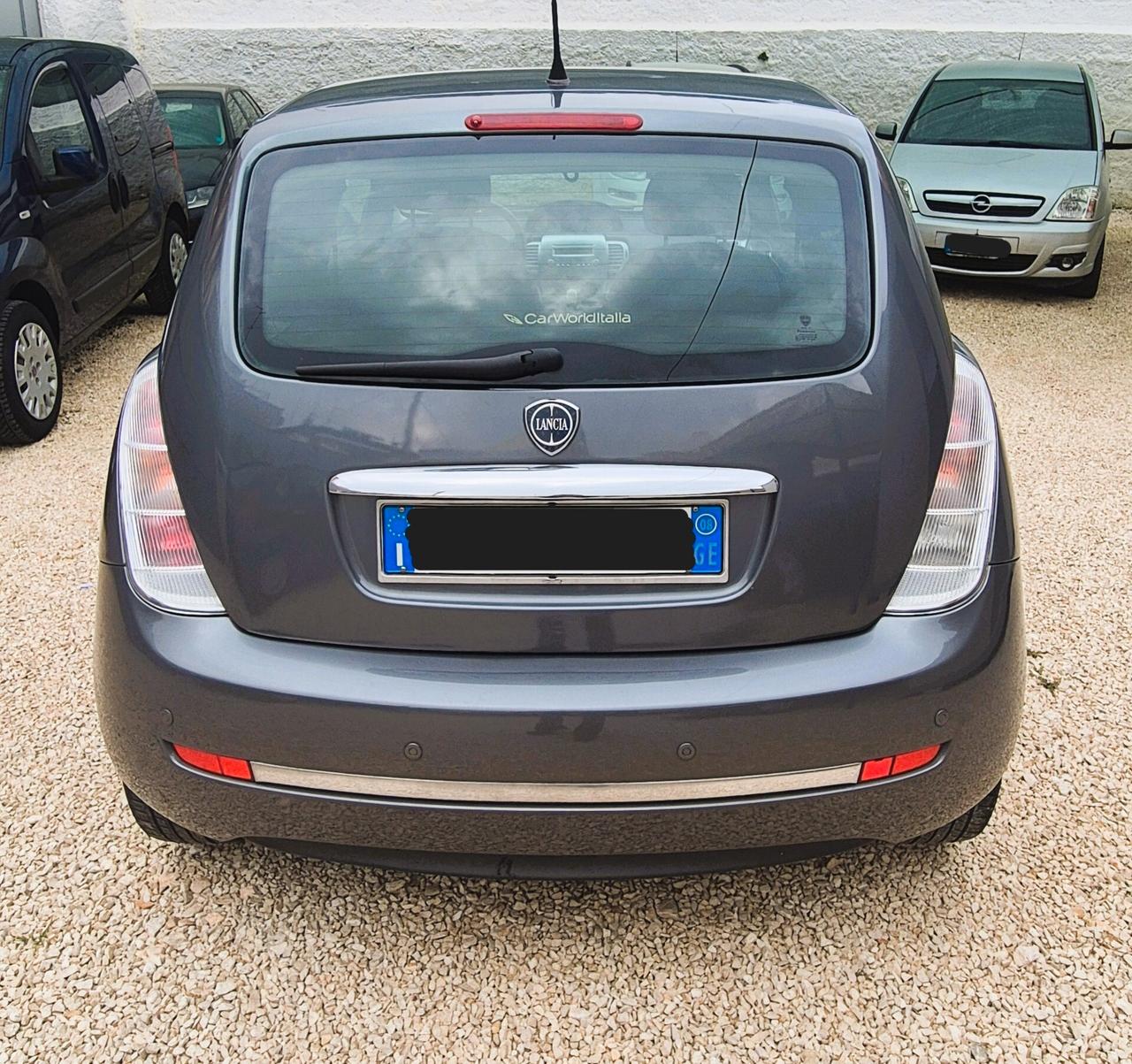 Lancia Ypsilon 1.2 versione oro