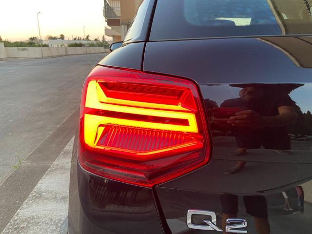 AUDI Q2 30 TDI Admired Advanced-RETROCAMERA-CARPLAY