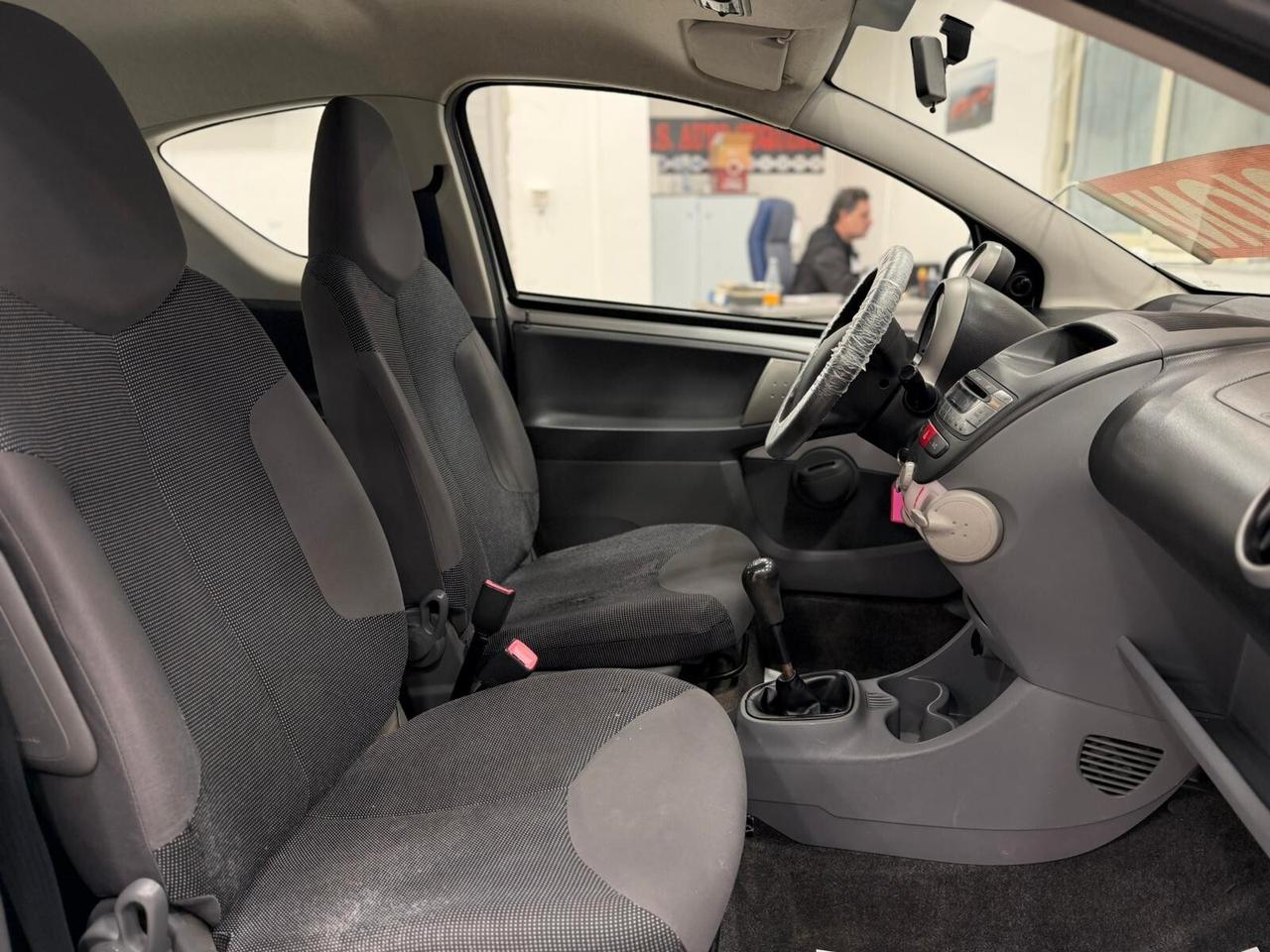 Peugeot 107 1.0 68CV 3p. Sweet Years