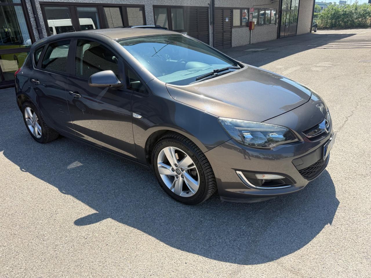 Opel Astra 1.7 CDTI 110CV 5 porte Cosmo