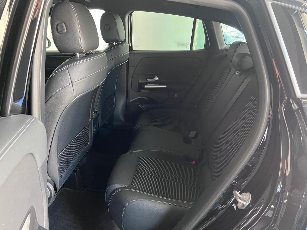 Mercedes-benz GLA 180 d 115cv Sport Plus auto NIGHT VIRTUAL/LED/18; PERFETTA