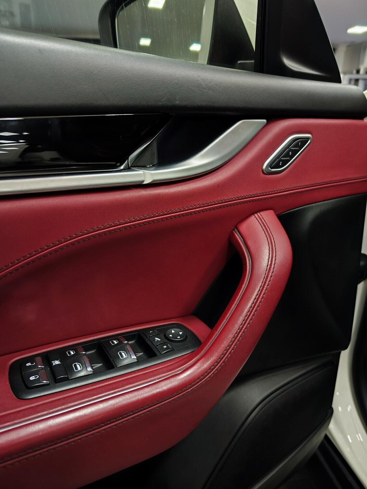 Maserati Levante V6 Diesel 275 CV AWD Gransport CERTIFICATA