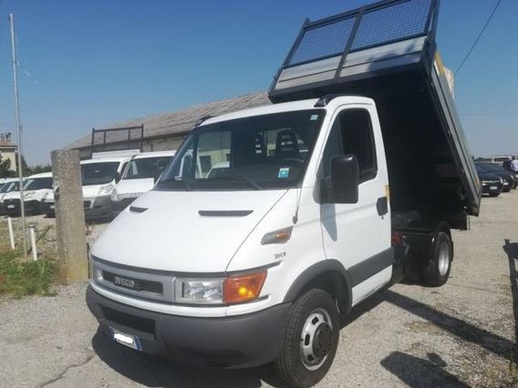 IVECO DAILY RIBALTABILE TRILATERALE