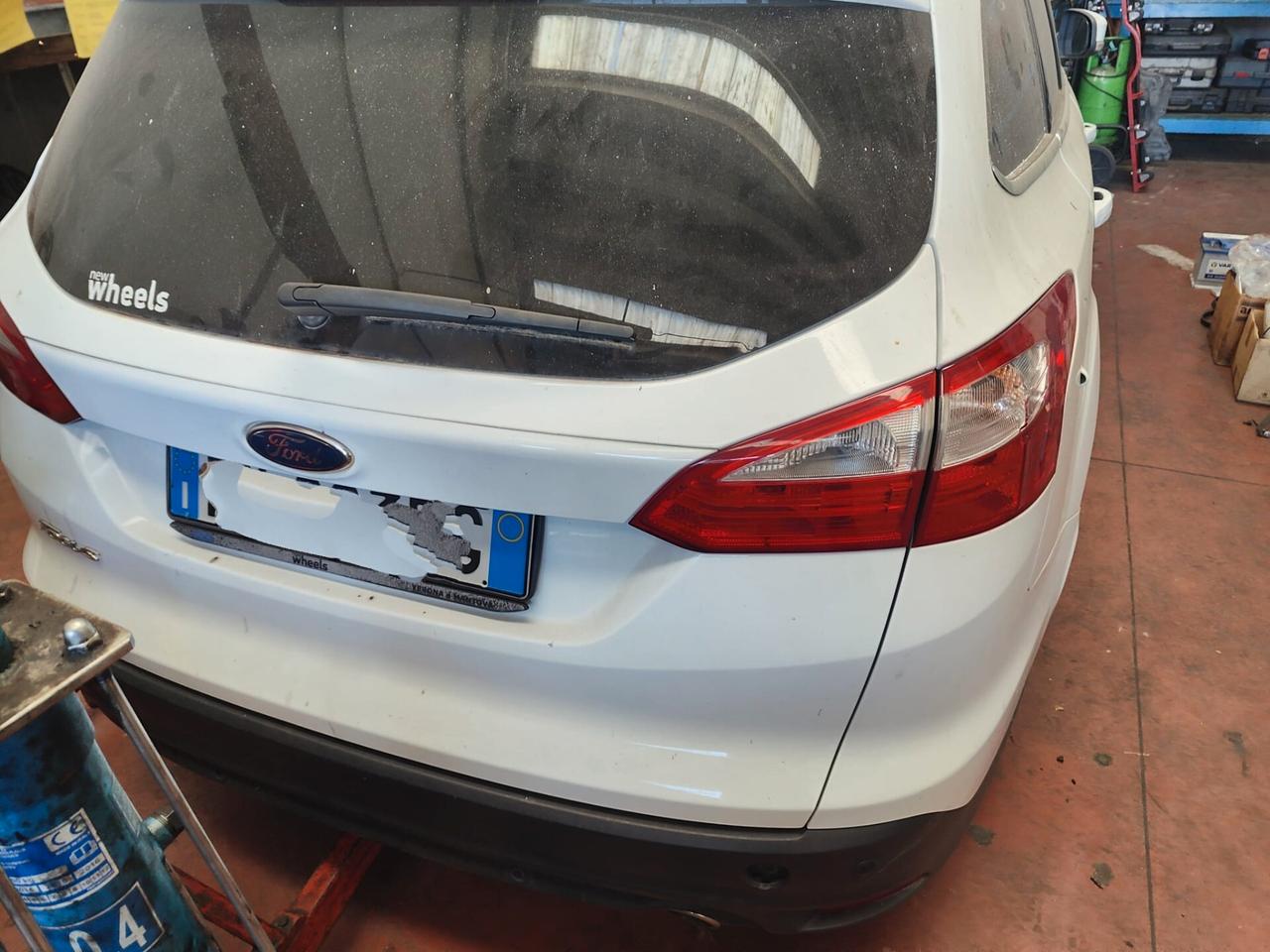 Ford Focus 2.0 TDCi SW automatica motore rotto