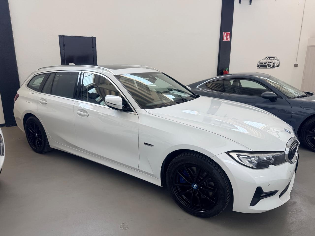 Bmw 320e Touring Business Advantage