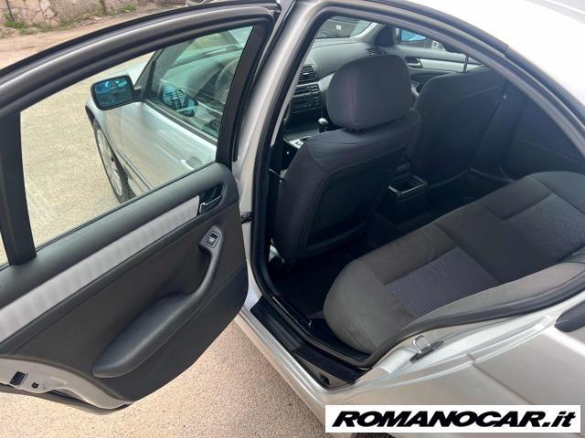 BMW 318 i (2.0) cat 4 porte