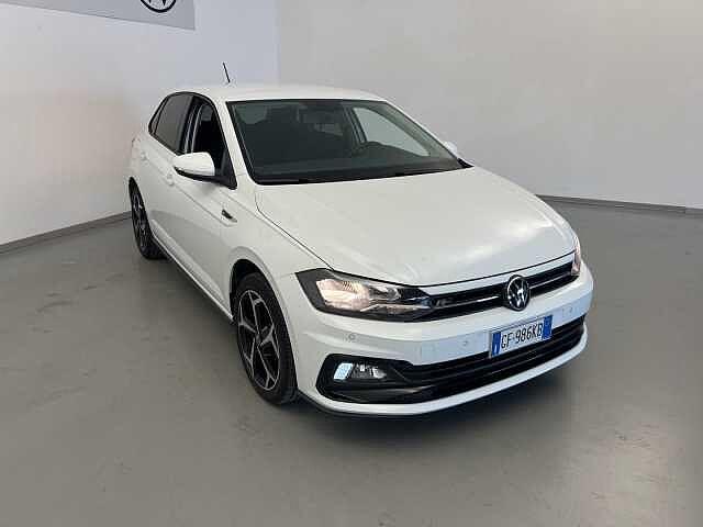 Volkswagen Polo 1.0 TSI DSG Sport