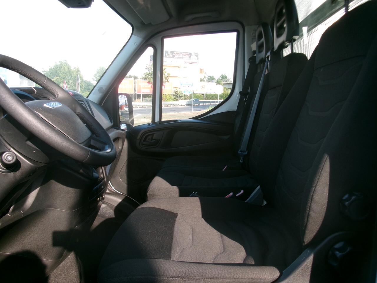 Iveco Daily 35S15 2.3 150CV E5 CASSONE FISSO NUOVO DA 4.20 METRI