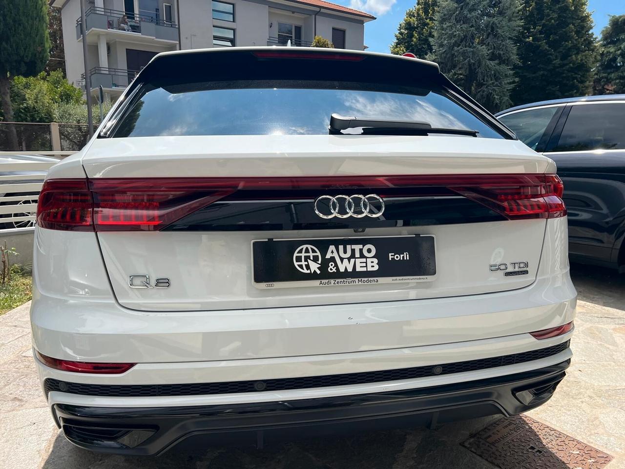 AUDI Q8 50 TDI 286cv QUATTRO TIPTRONIC SPORT