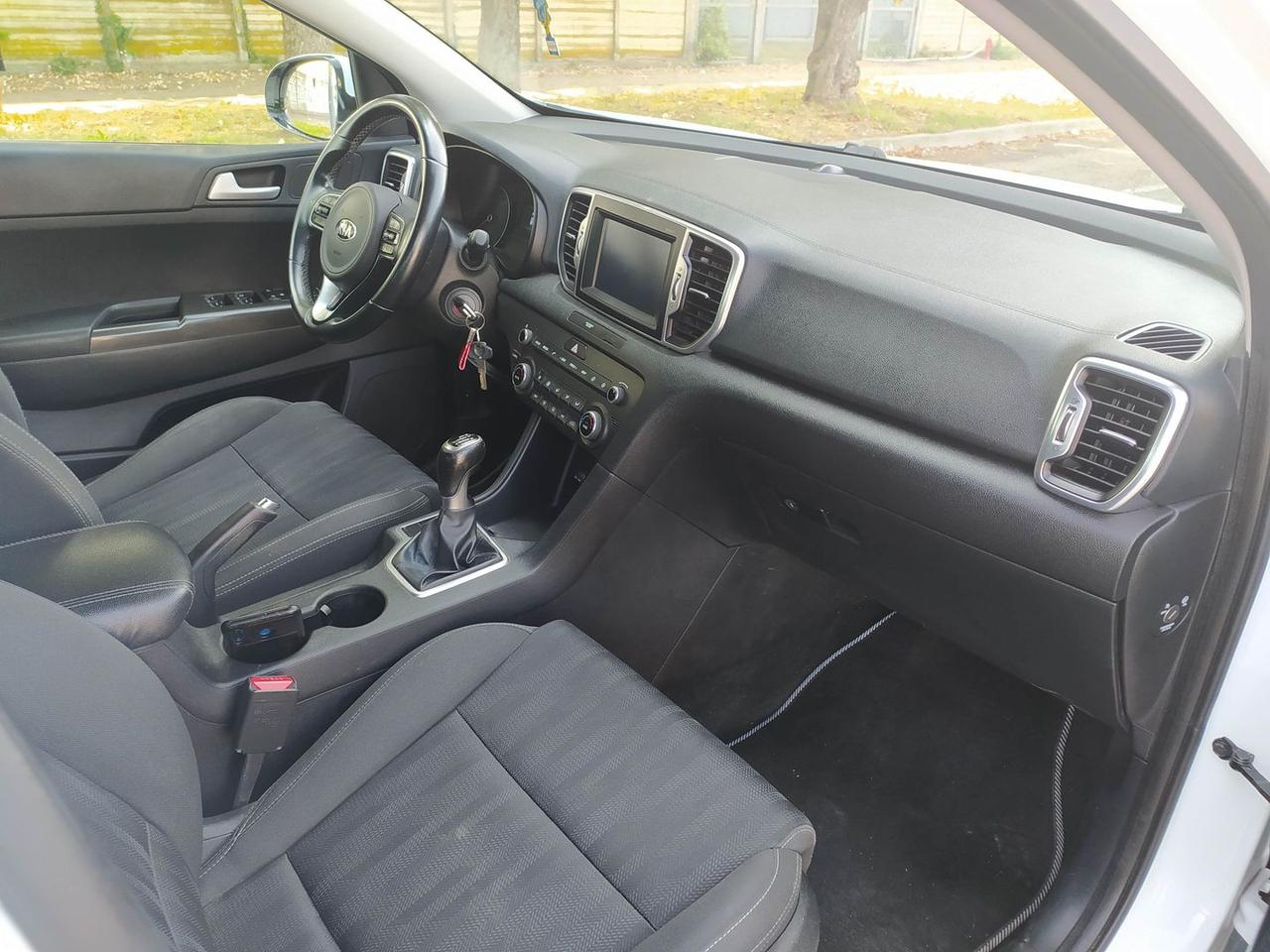 Kia Sportage Cool 1.6 GDI #12027