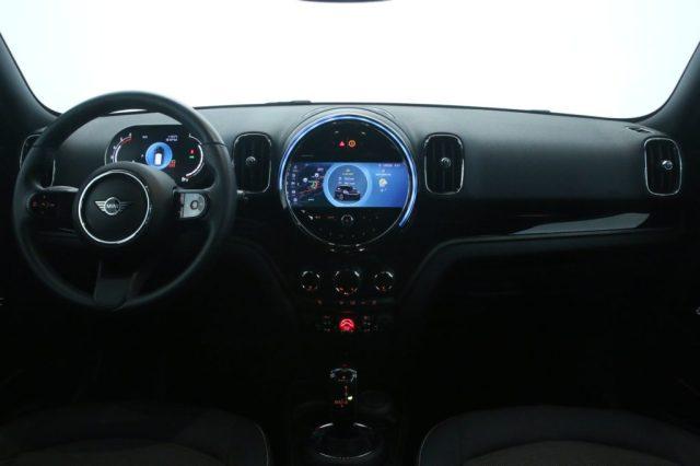 MINI Countryman 2.0 Cooper D Essential Countryman Black Exterior
