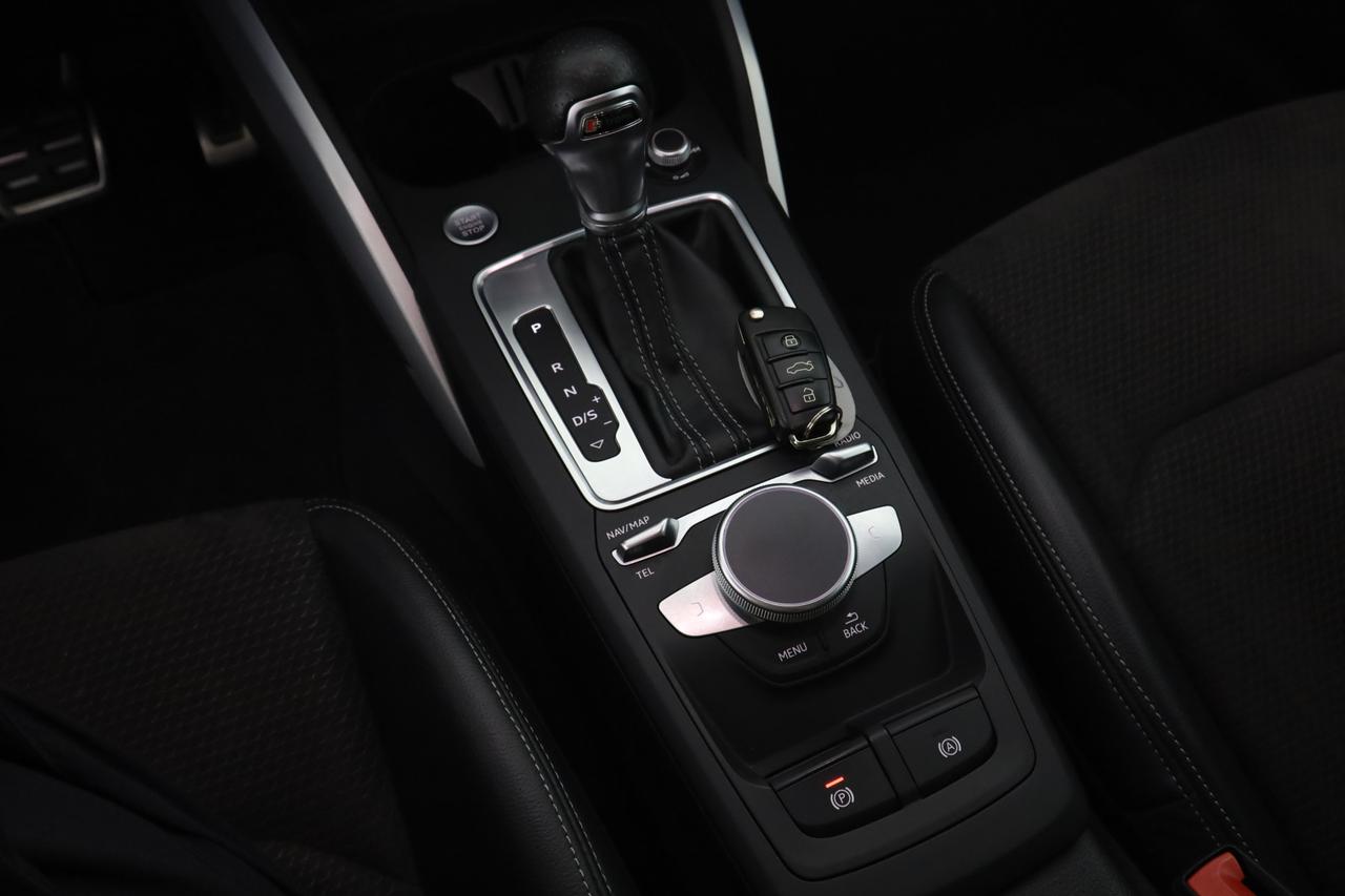 AUDI Q2 35 TDI S tronic S line Edition