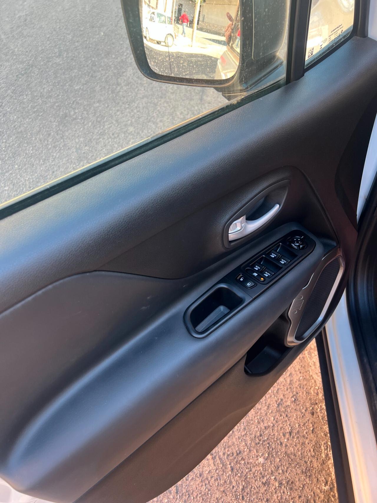 Jeep Renegade 1.3 T4 130CV PHEV 4xe AT6 Business Plus