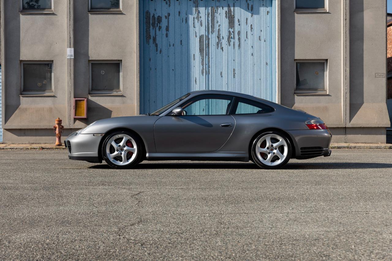 Porsche 911 Carrera 4S cat Coupé